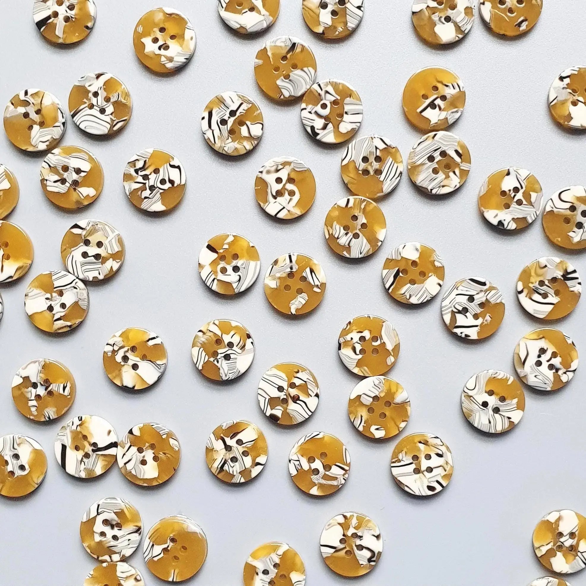 Pigeon Wishes 15mm Buttons (15 buttons)