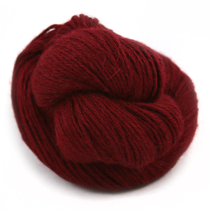 Illimani Yarn Llama I