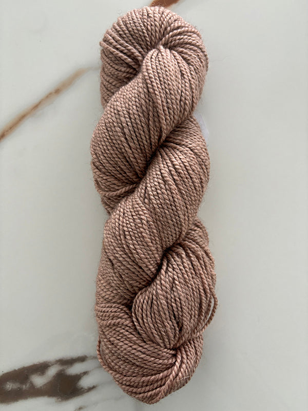 Illimani Yarn Santi